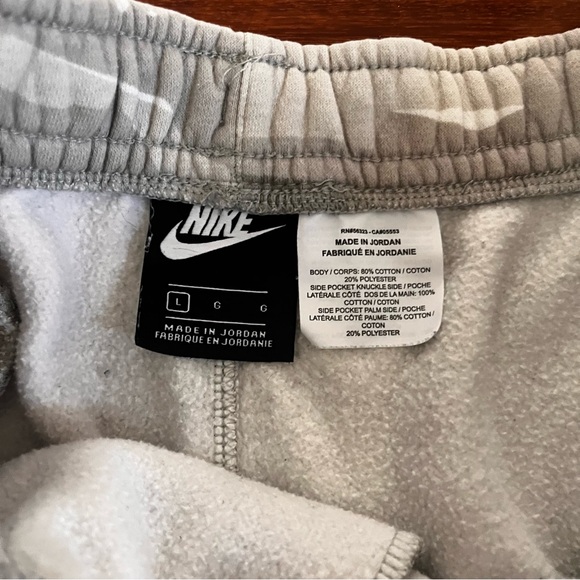 Nike Men's Camo Fleece Shorts Sz Large - Picture 4 of 6